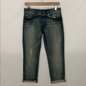 SOLD! GUESS Carmen Skinny Capri Size 27 SAMPLE